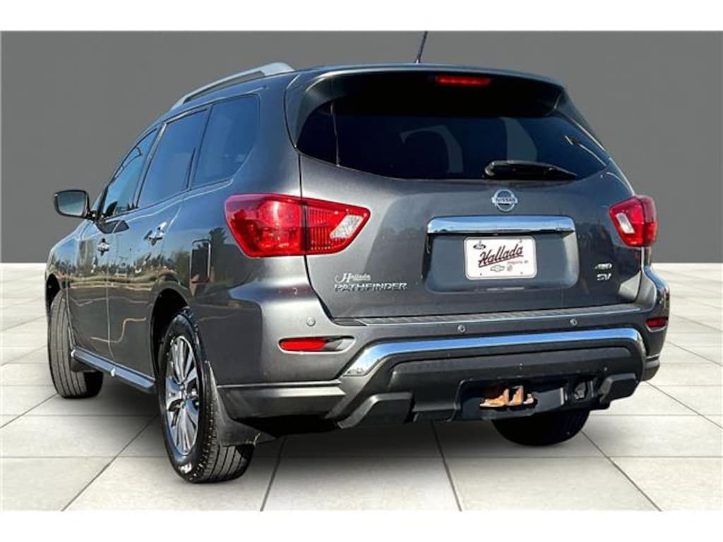 Used 2018 Nissan Pathfinder SUV