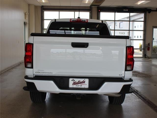 2023 Chevrolet Colorado LT photo 4