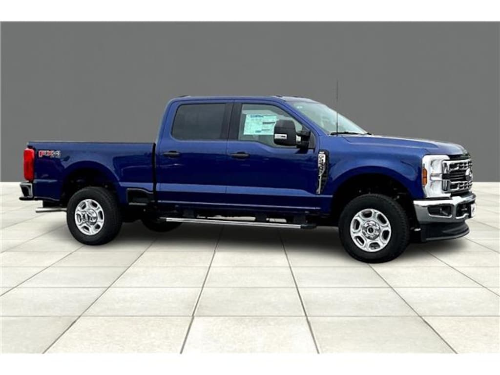 New 2026 Ford F-250 XLT 4x4 Crew Cab 6.75 ft. box 160 in. WB SRW