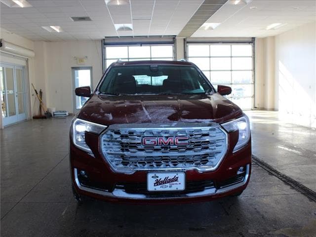 Used 2023 GMC Terrain Denali with VIN 3GKALXEG4PL196150 for sale in Dodgeville, WI