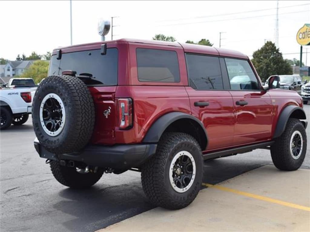 New 2025 Ford Bronco Badlands 4x4 SUV