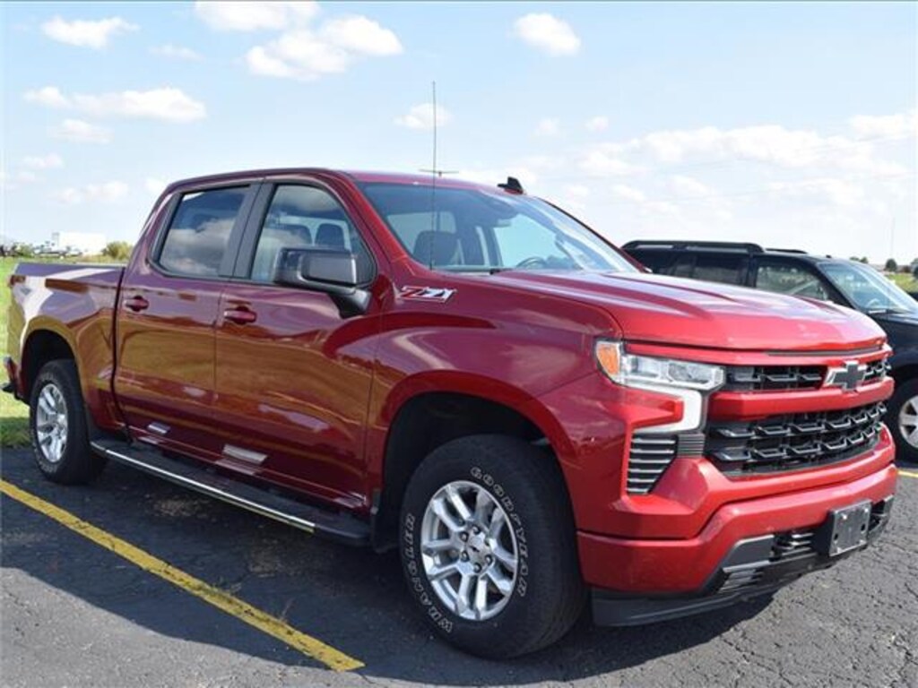 Used 2022 Chevrolet Silverado 1500 RST 4x4 Crew Cab 5.75 ft. box 147.4 in. WB Truck Crew Cab