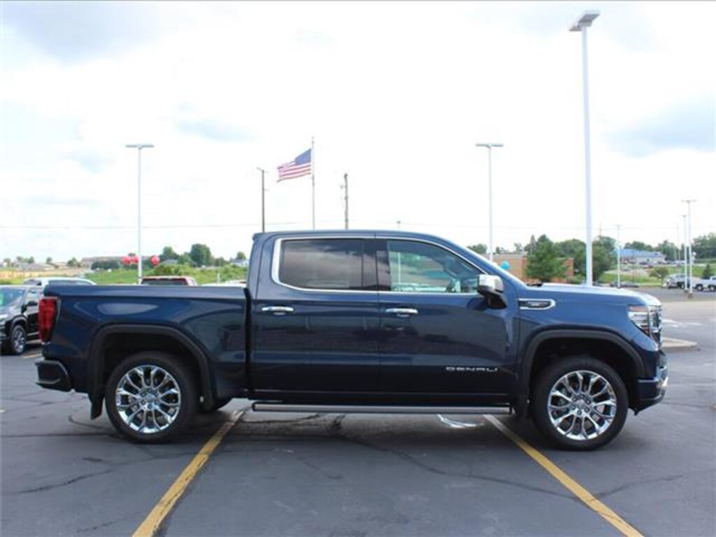 Used 2023 GMC Sierra 1500 Denali 4x4 Crew Cab 5.75 ft. box 147.4 in. WB Truck Crew Cab