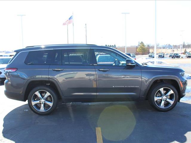 2021 Jeep Grand Cherokee Limited photo 4