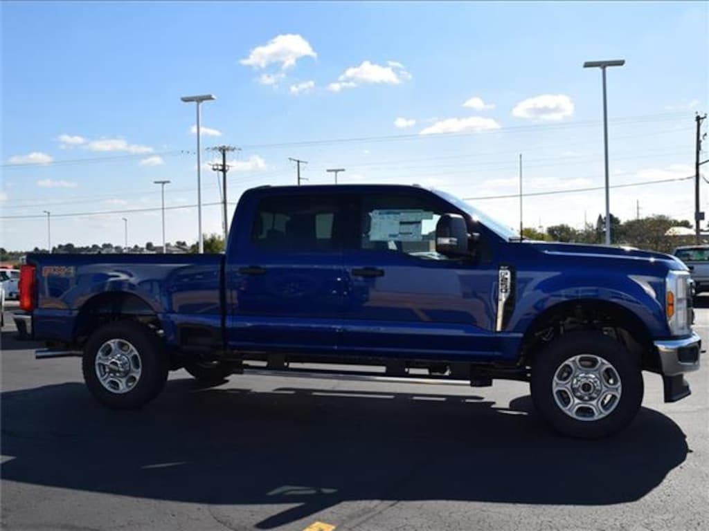 New 2026 Ford F-250 XLT 4x4 Crew Cab 6.75 ft. box 160 in. WB SRW