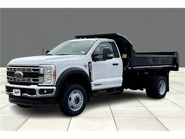 2025 Ford F-550 Super Duty Chassis Cab XL