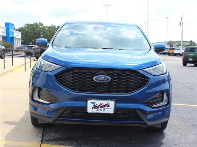 Used 2023 Ford Edge ST Line with VIN 2FMPK4J99PBA02539 for sale in Dodgeville, WI