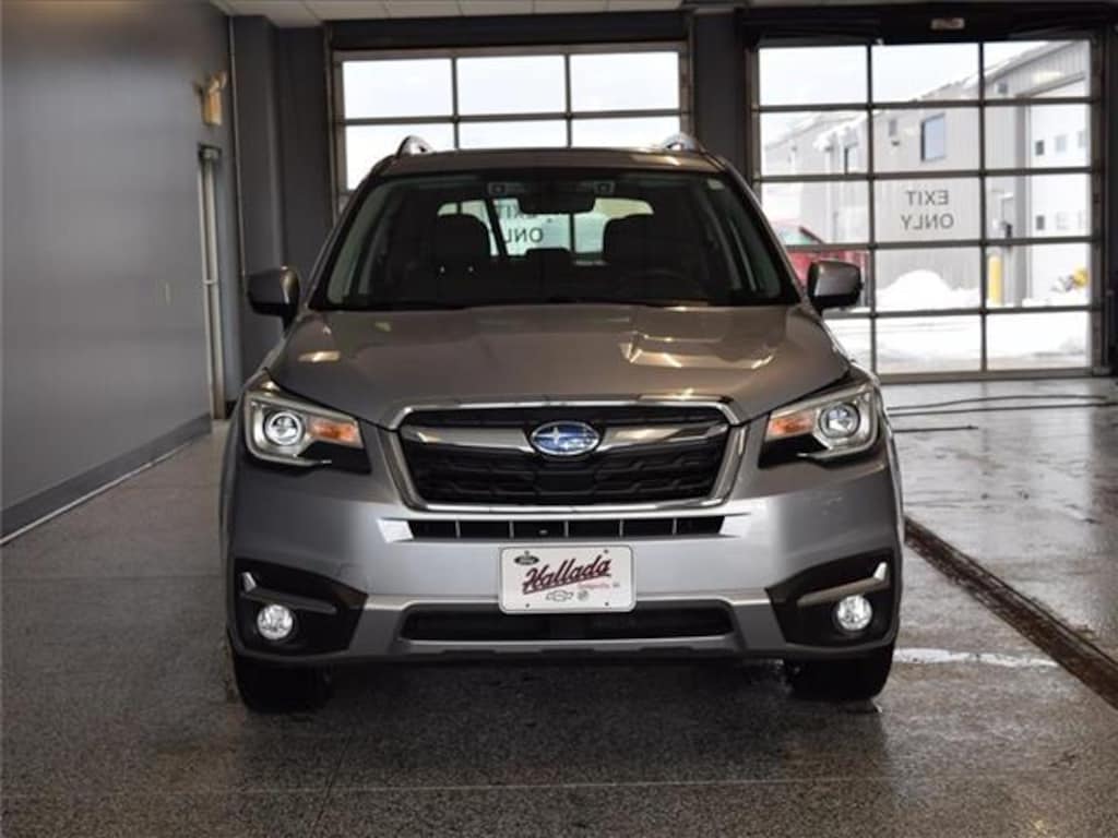 Used 2018 Subaru Forester 2.5i Touring SUV