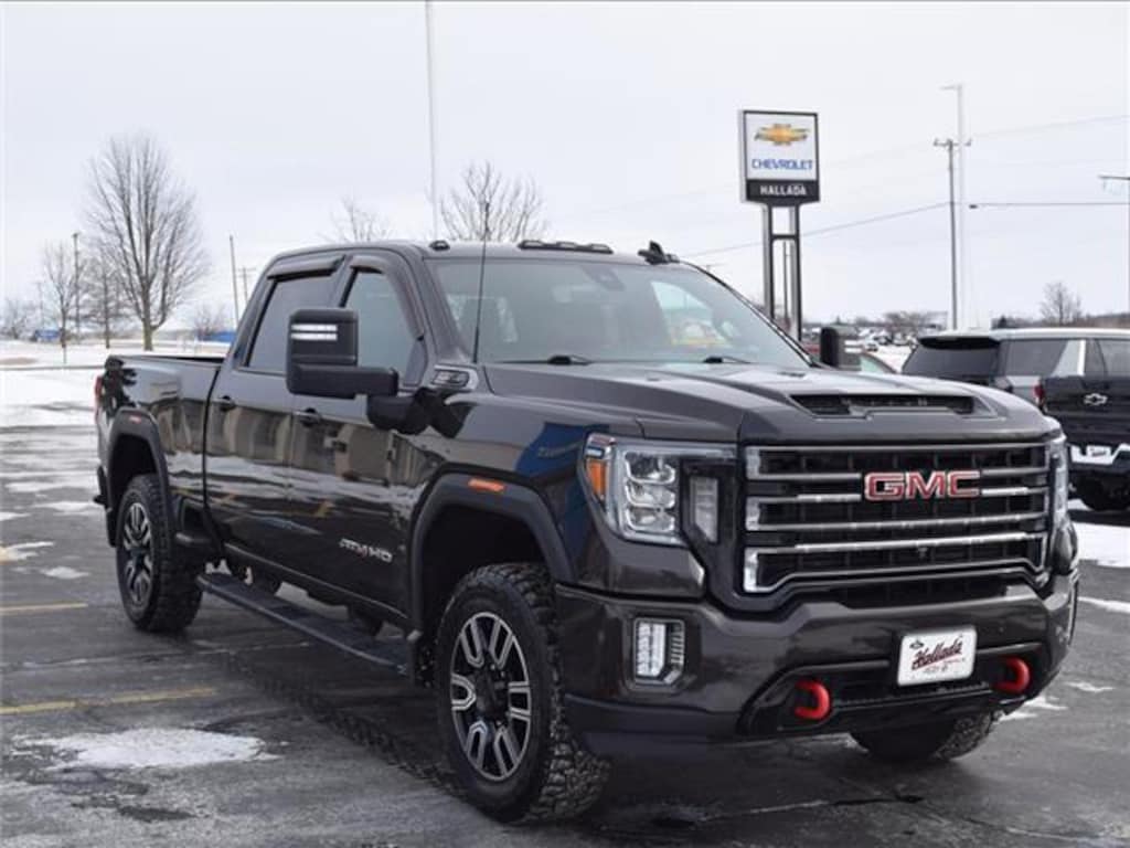 Used 2020 GMC Sierra 2500HD AT4 4x4 Crew Cab 6.75 ft. box 158.9 in. WB Truck Crew Cab