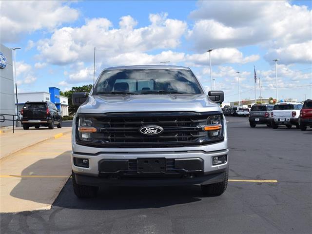2025 Ford F-150 XLT photo 2