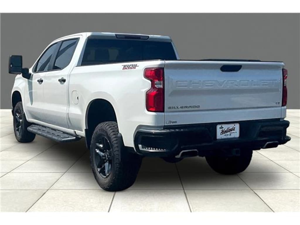 Used 2021 Chevrolet Silverado 1500 TRAILBOSSL Truck Crew Cab