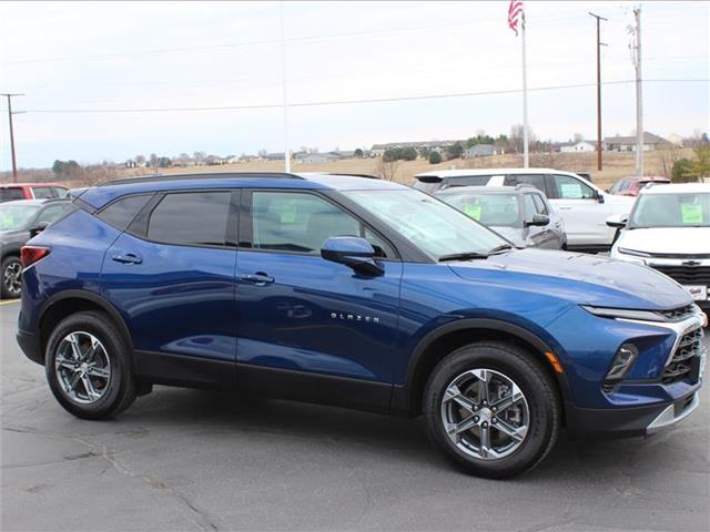 2023 Chevrolet Blazer 2LT photo 3