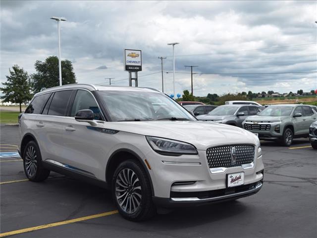 2023 Lincoln Aviator Reserve photo 2