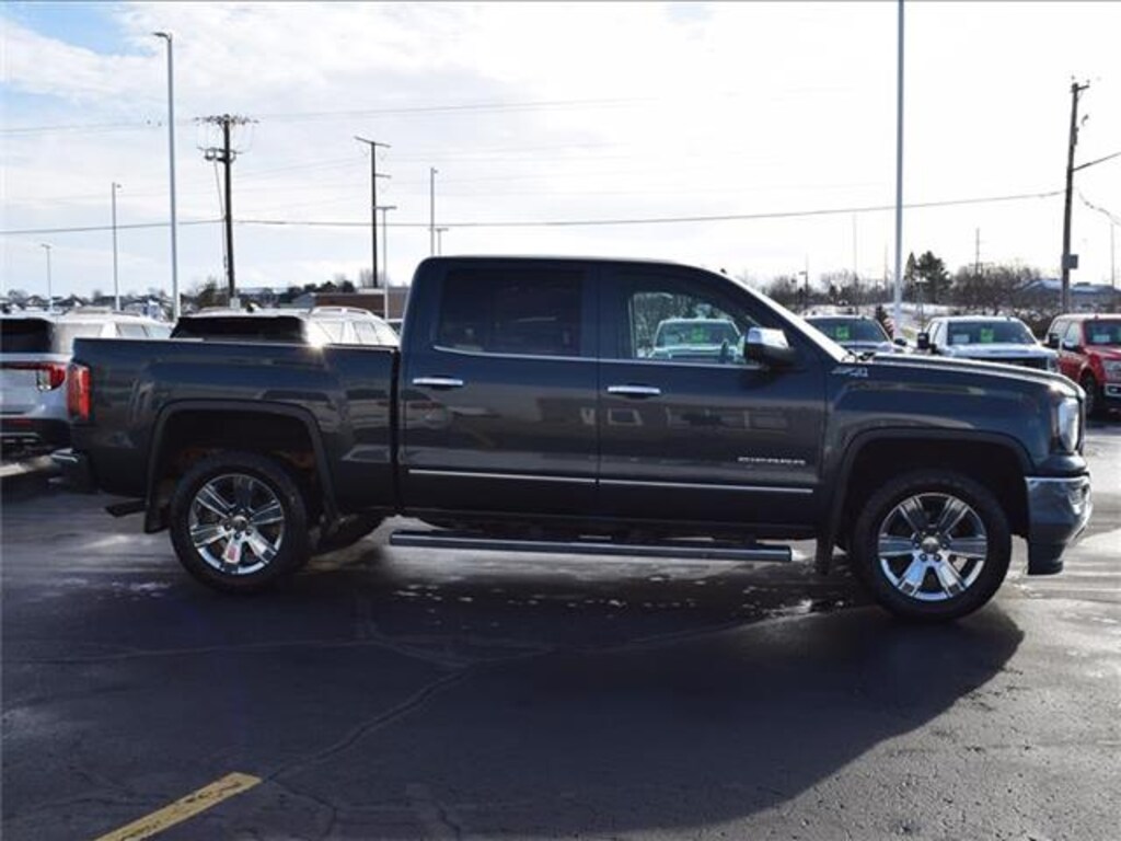Used 2018 GMC Sierra 1500 SLT 4x4 Crew Cab 5.75 ft. box 143.5 in. WB Truck Crew Cab