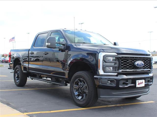 2025 Ford F-350 XL photo 2