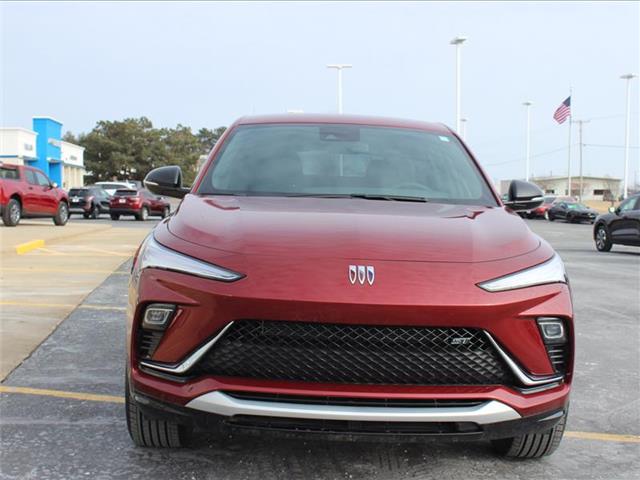 2024 Buick Envista ST photo 2