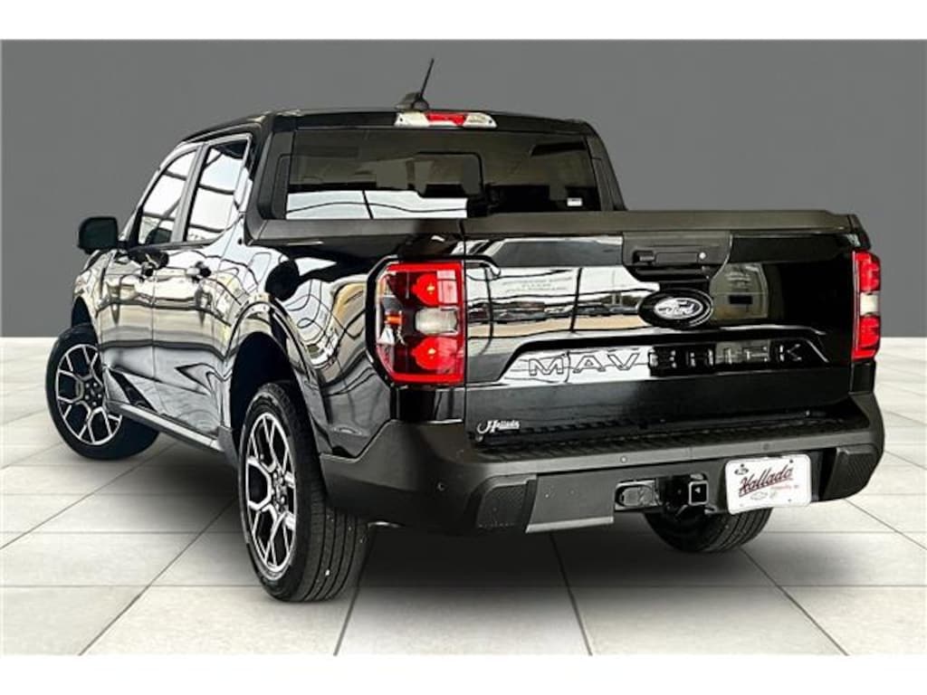 New 2026 Ford Maverick Lariat All-Wheel Drive SuperCrew 4.5 ft. box 121.1 Truck SuperCrew