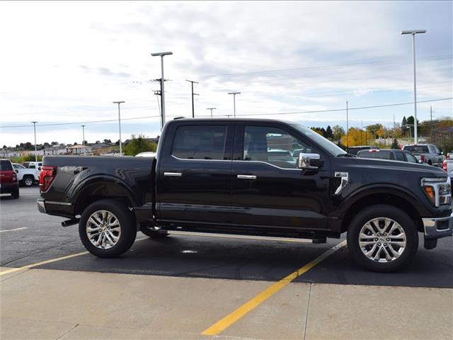 2025 Ford F-150 Lariat photo 3