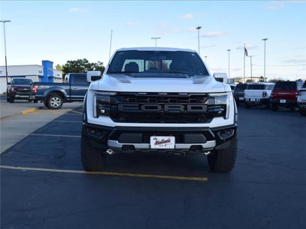 New 2025 Ford F-150 Raptor 4x4 SuperCrew Cab 5.5 ft. box 145 in. WB Truck SuperCrew Cab