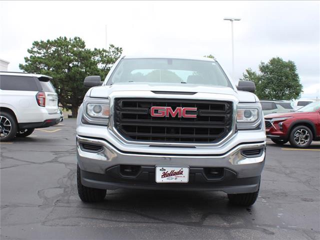 2017 Gmc Sierra 1500 Base photo 2
