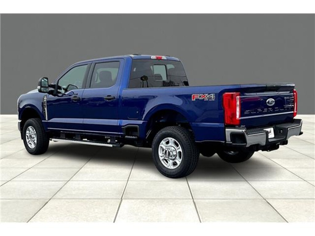 New 2026 Ford F-250 XLT 4x4 Crew Cab 6.75 ft. box 160 in. WB SRW