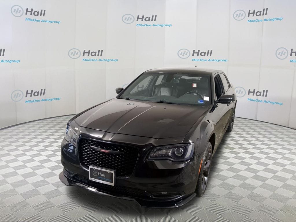 2021 Chrysler 300 S's photo