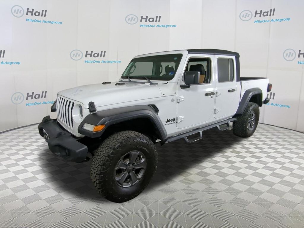 Used 2020 Jeep Gladiator Sport Truck