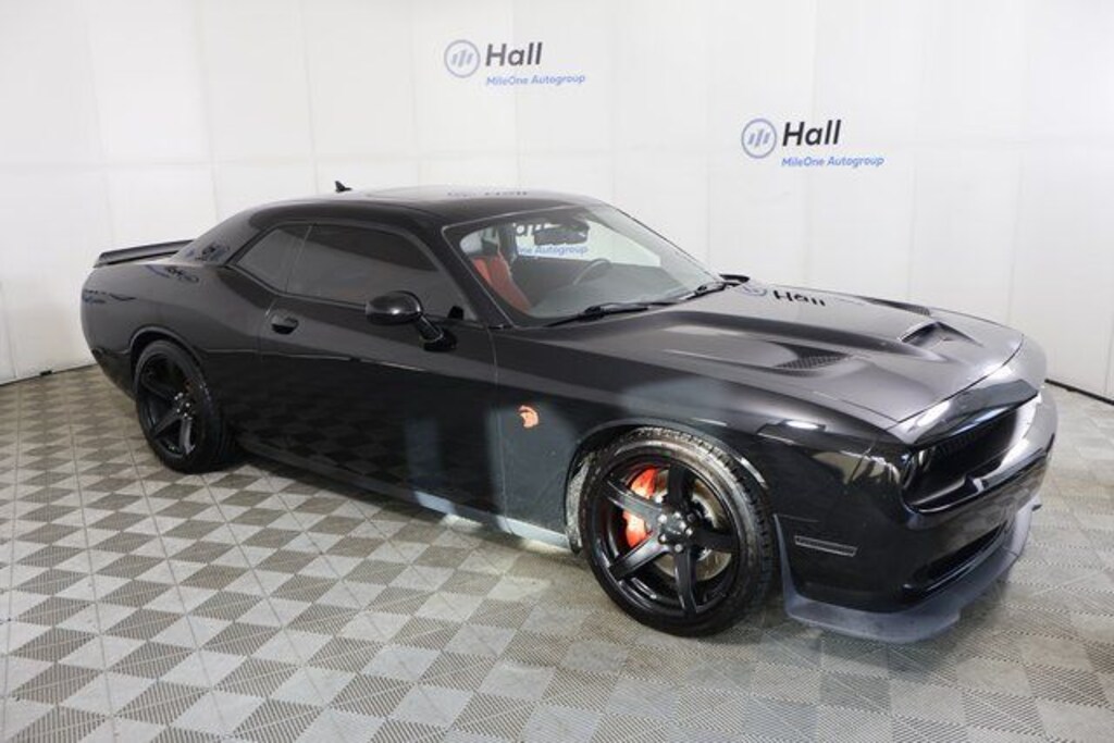 Used 2017 Dodge Challenger SRT Hellcat Coupe