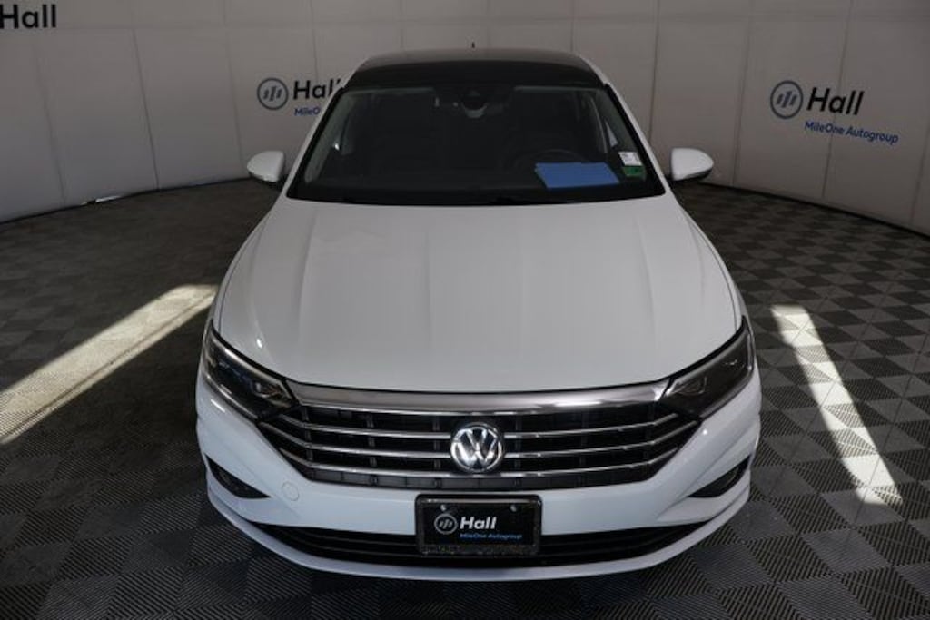Used 2019 Volkswagen Jetta SEL Premium Sedan