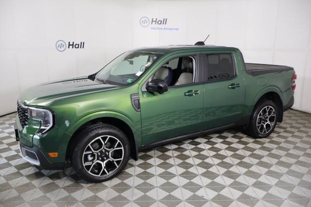 Used 2025 Ford Maverick Lariat Truck