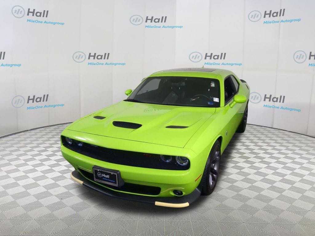2023 Dodge Challenger R/T Scat Pack's photo