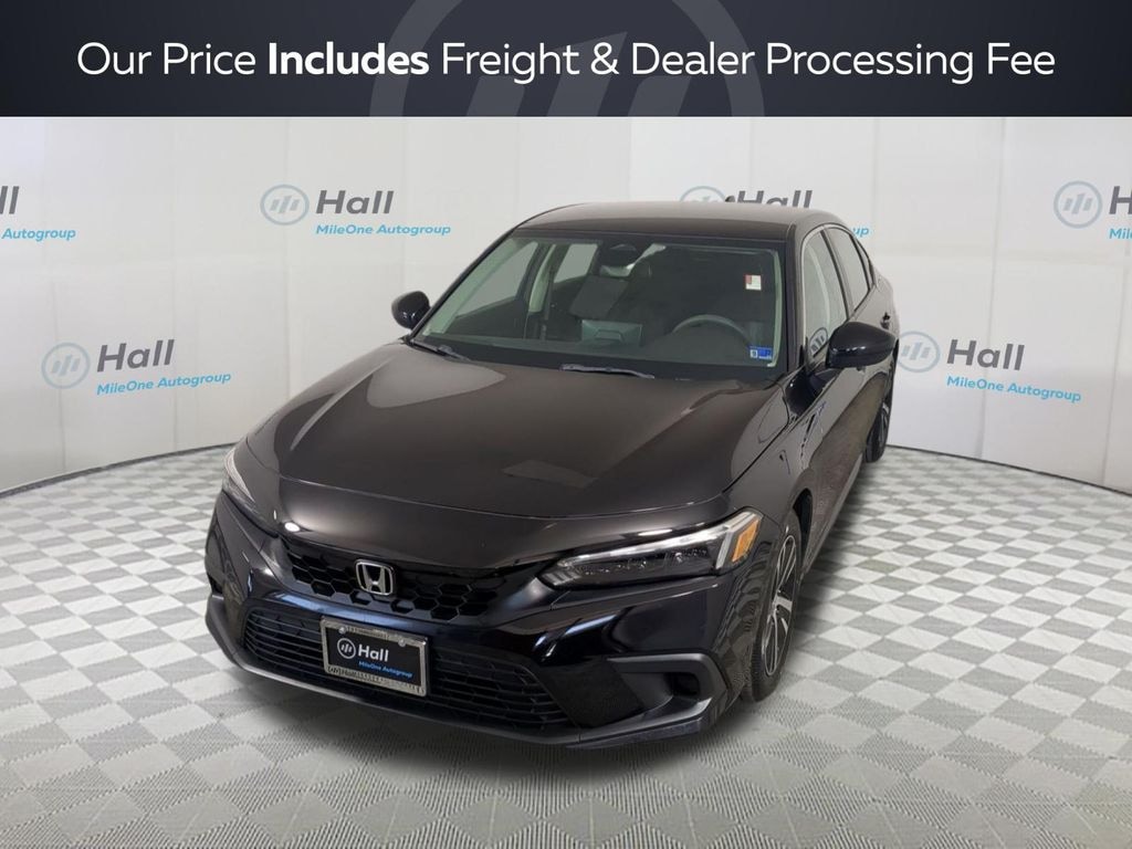 Used 2024 Honda Civic LX Hatchback