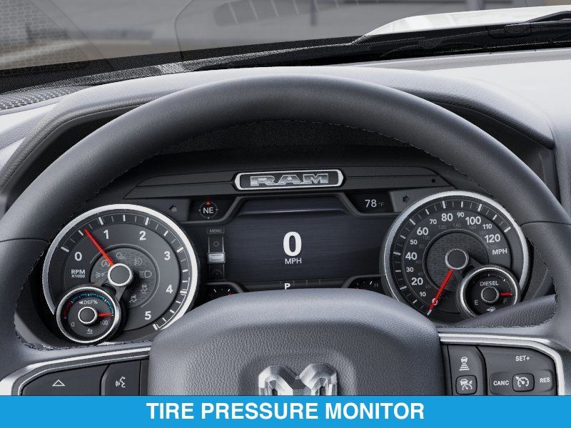2025 RAM 2500 Tradesman - Photo 13