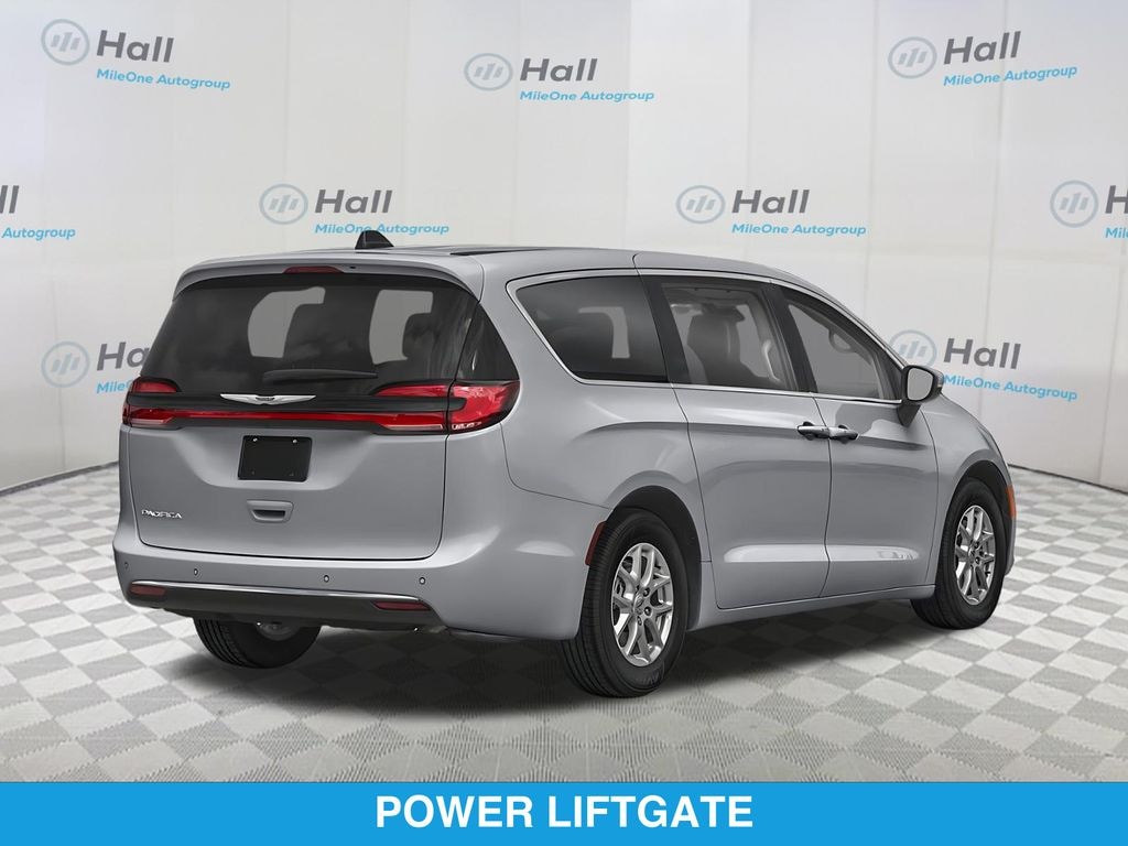 Used 2024 Chrysler Pacifica Touring L Minivan/Van