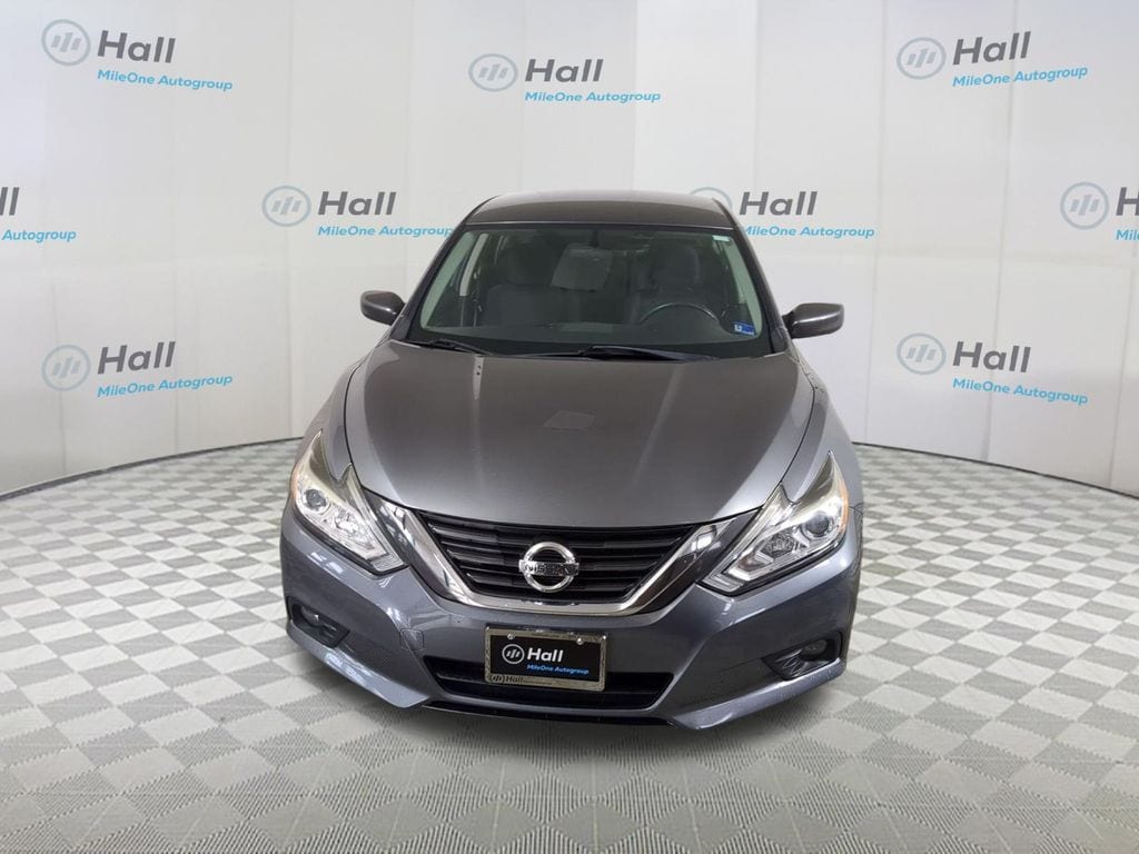 Used 2016 Nissan Altima 2.5 SV Sedan