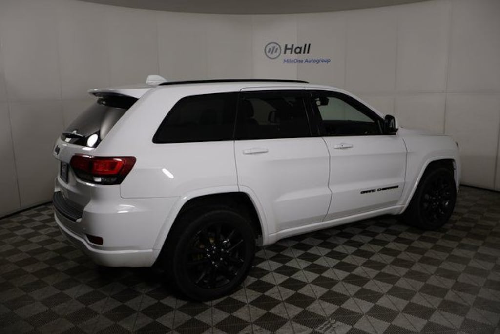 Used 2020 Jeep Grand Cherokee Altitude SUV