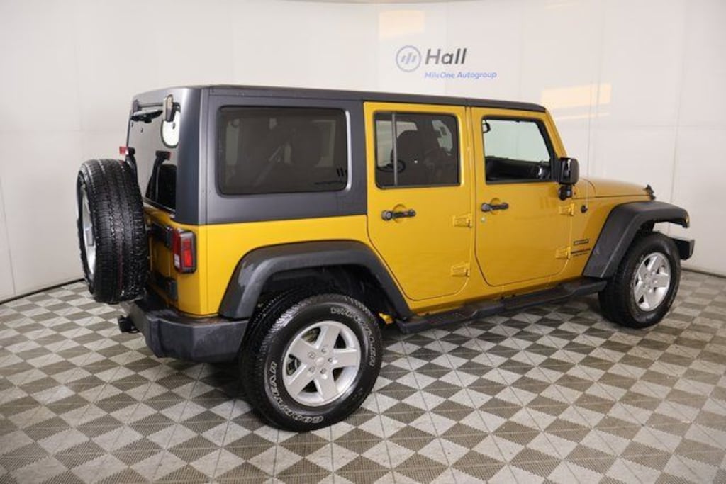 Used 2014 Jeep Wrangler Unlimited Sport SUV
