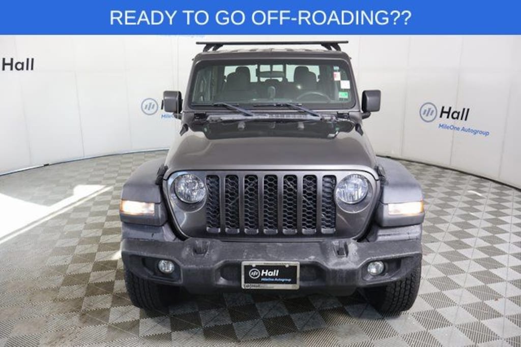 Used 2020 Jeep Gladiator Sport Truck