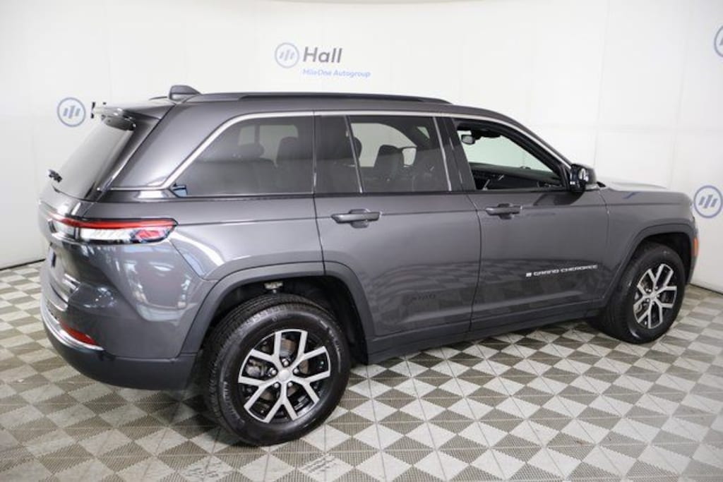 Used 2024 Jeep Grand Cherokee Limited SUV