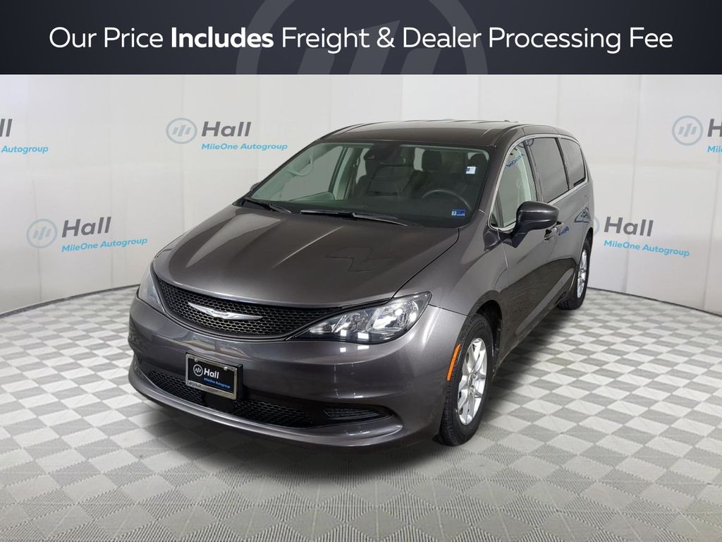 2023 Chrysler Voyager