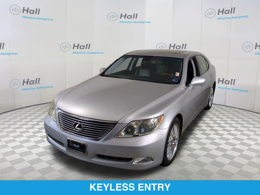 2008 Lexus LS Base