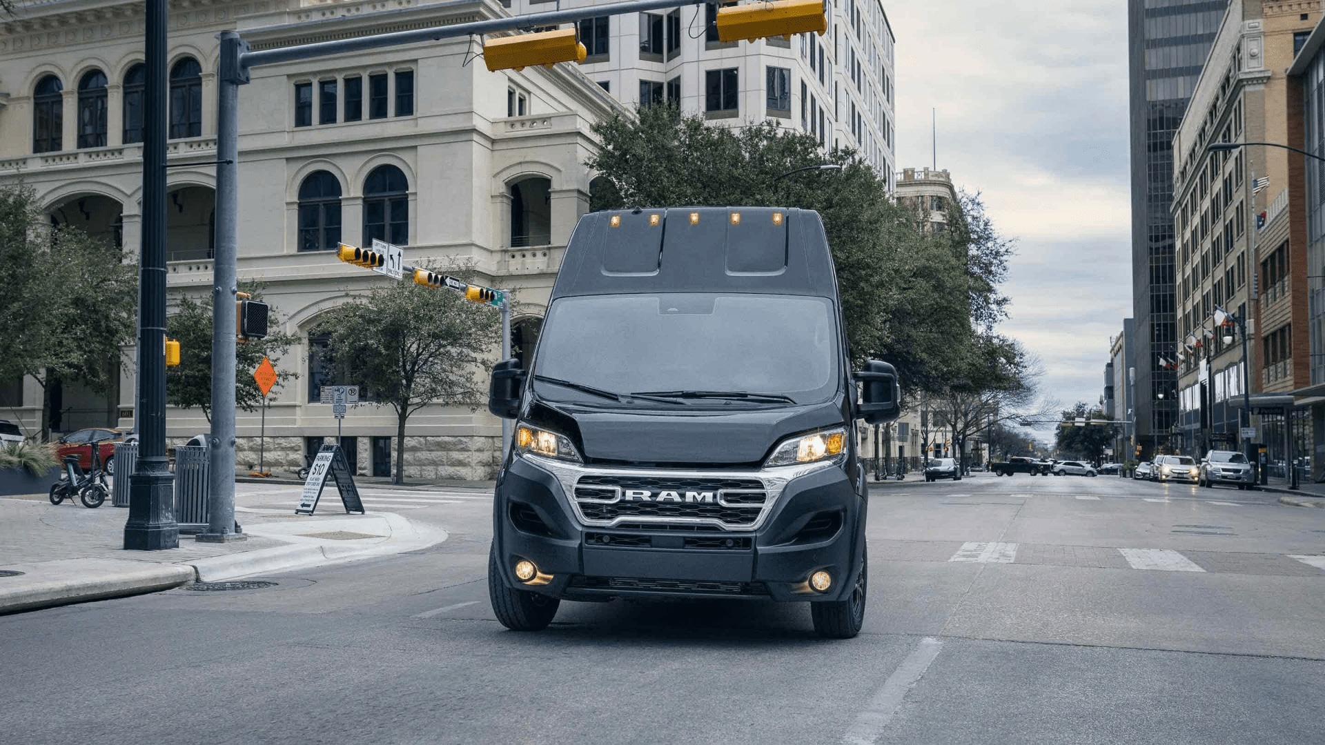 2023-RAM-ProMaster-Exterior.png