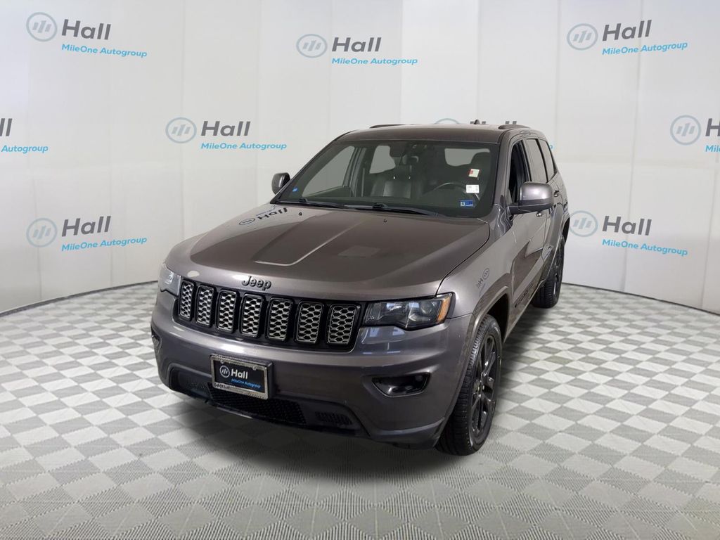 2018 Jeep Grand Cherokee Altitude 4WD's photo