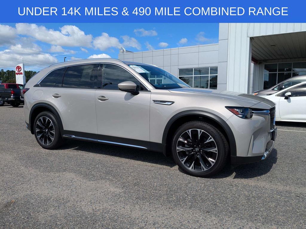 2024 Mazda CX-90 Premium Package's photo
