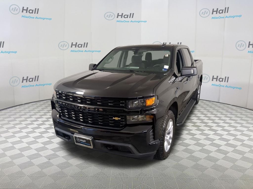 2021 Chevrolet Silverado 1500 Custom Crew Cab Short Box's photo