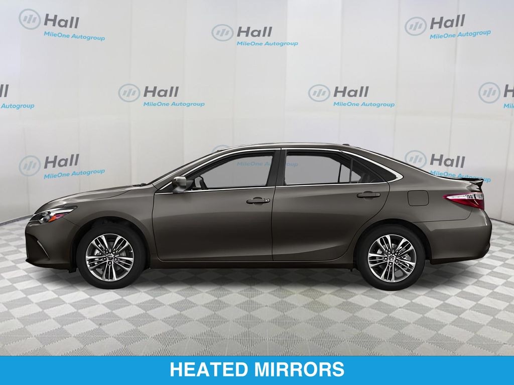 Used 2015 Toyota Camry SE Sedan