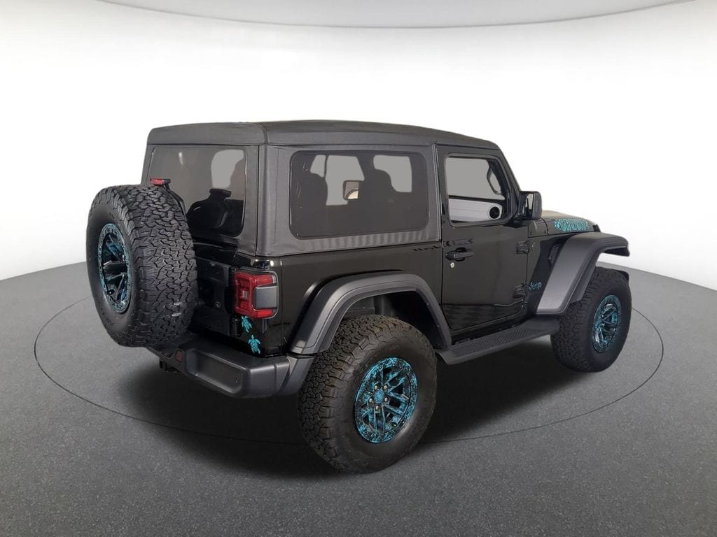 2025 Jeep Wrangler 2-Door Willys - Photo 9
