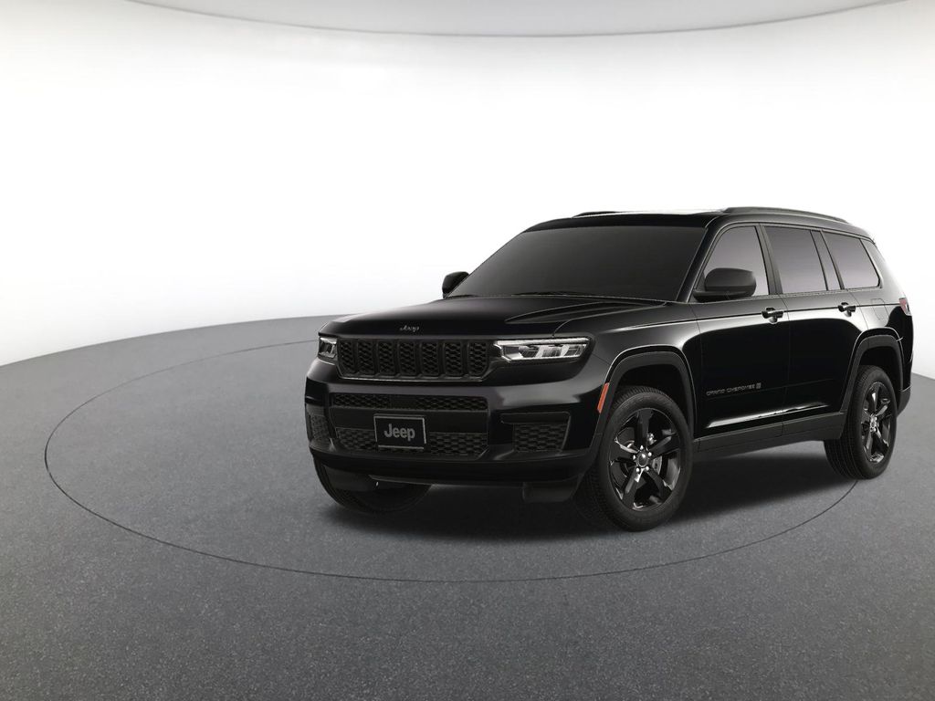 2025 Jeep Grand Cherokee L Altitude's photo