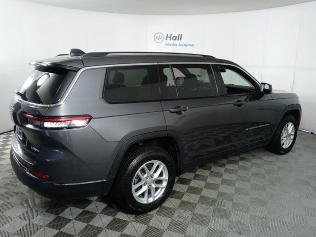 Used 2023 Jeep Grand Cherokee L Laredo SUV