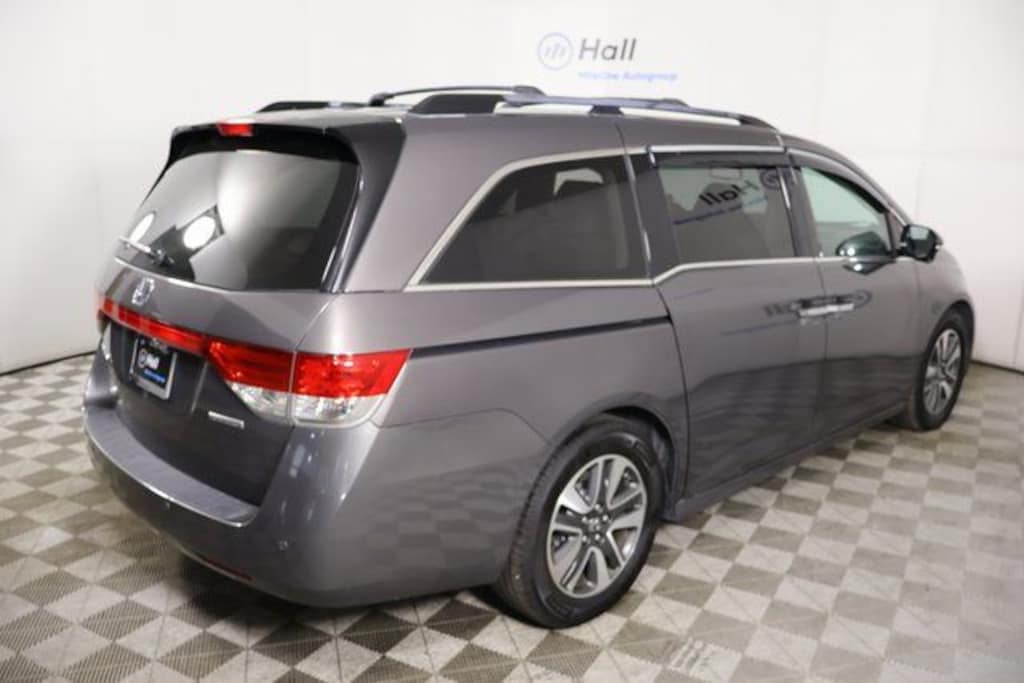 Used 2016 Honda Odyssey Minivan/Van